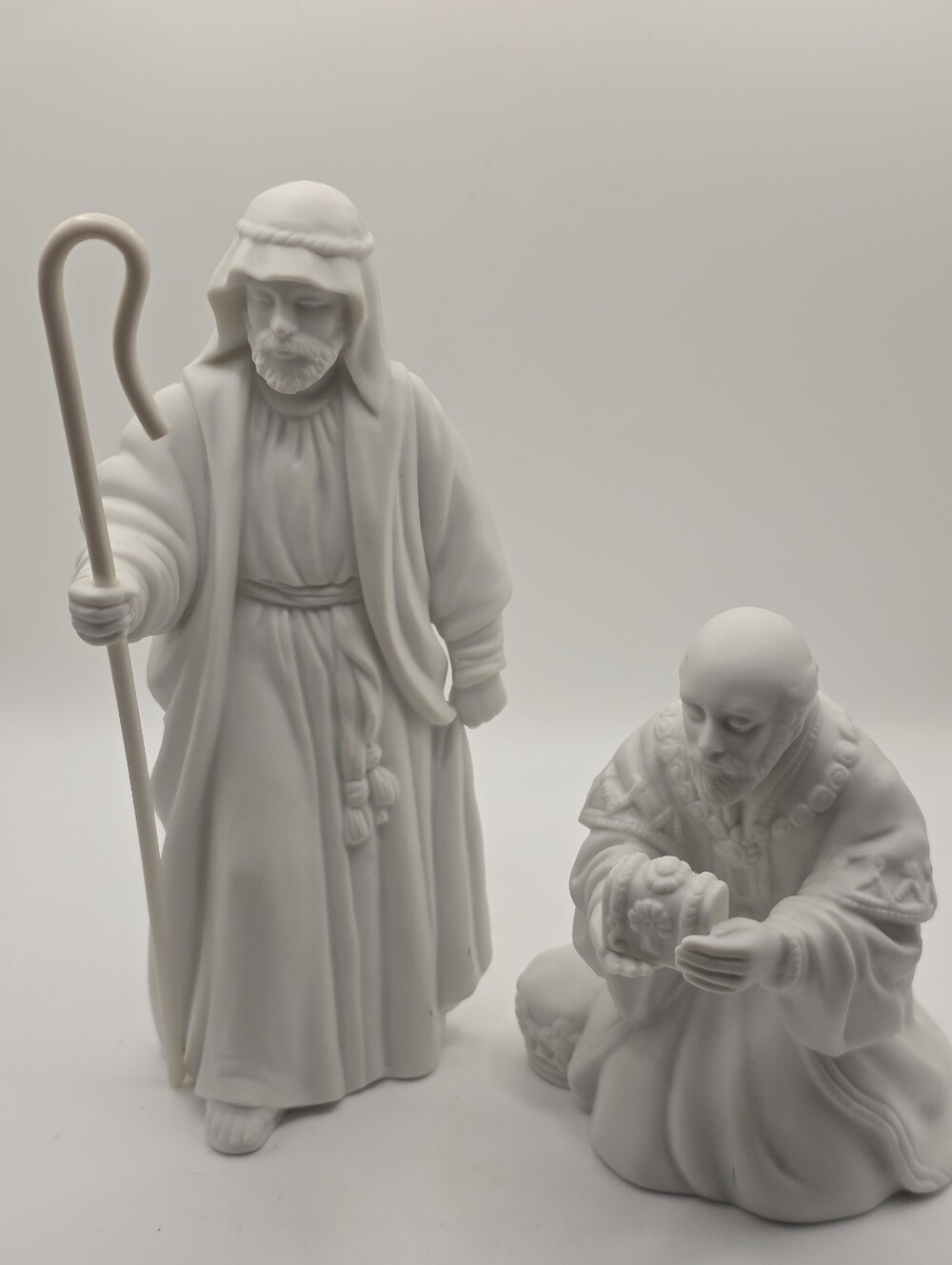 Vintage Avon Nativity Collectibles Bisque Porcelain Shepherd 1983 & Magi Melchi